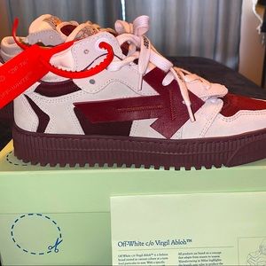 Burgundy and Cream OFF WHITE double lace, skater style sneakers. Size 39 (US 9)